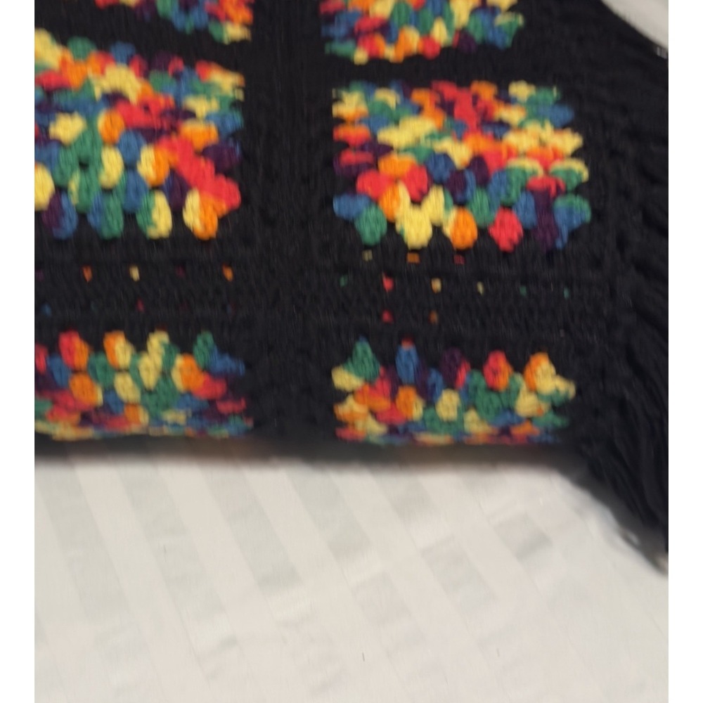 Vtg Handmade Crochet Knit Granny Square Throw Blanket Cottagecore Black Fringe - Picture 9 of 10